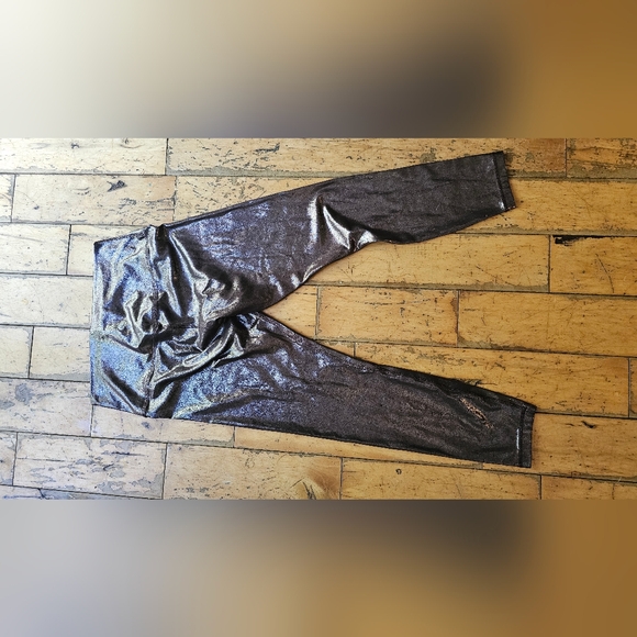 Lululemon Align High Rise Legging - Picture 11 of 11